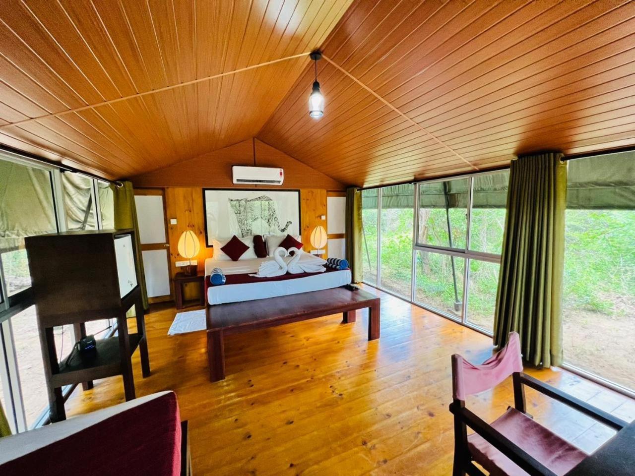 Yala Hotel Lion -Air Conditioned High Luxury Safari Camp Zewnętrze zdjęcie